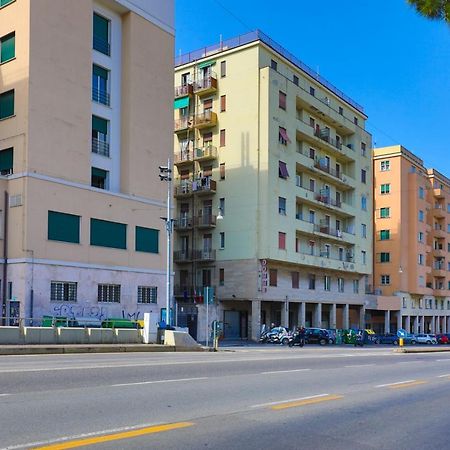 Affittacamere "San Martino Rooms" جنوة المظهر الخارجي الصورة