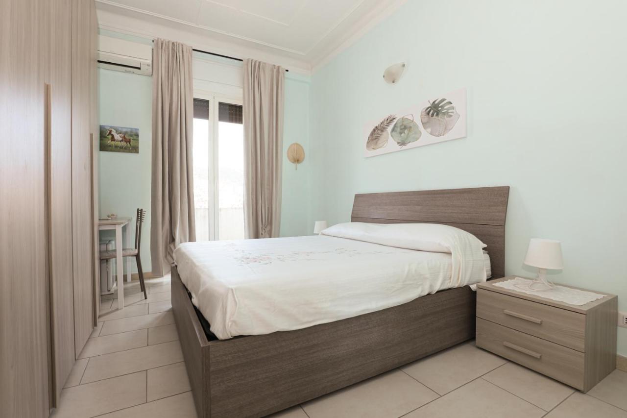 Affittacamere "San Martino Rooms" جنوة المظهر الخارجي الصورة